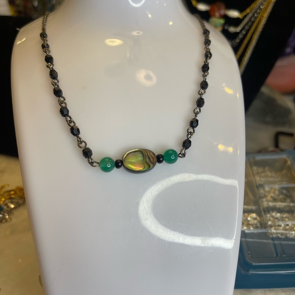 Swirls- Beautiful Abalone  and Aventurine pendant - Picture 5 of 6